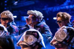 LCK春季赛T1全胜战绩收官，Faker指挥团队力克GEN，季后赛展望分析